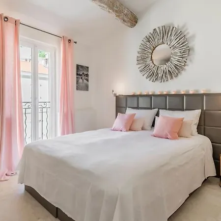 Facing Old Port Of Duplex Wow View Olam Daire *