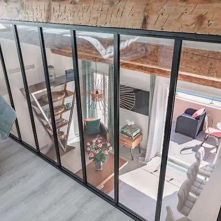 Apartment Facing Old Port Of Duplex Wow View Olam