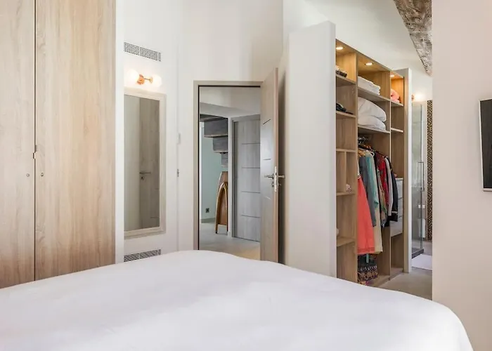 شقة Facing Old Port Of Duplex Wow View Olam *