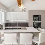 Facing Old Port Of Duplex Wow View Olam Apartman *