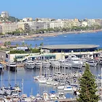 Facing Old Port Of Duplex Wow View Olam Apartman