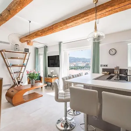 Facing Old Port Of Duplex Wow View Olam Apartament